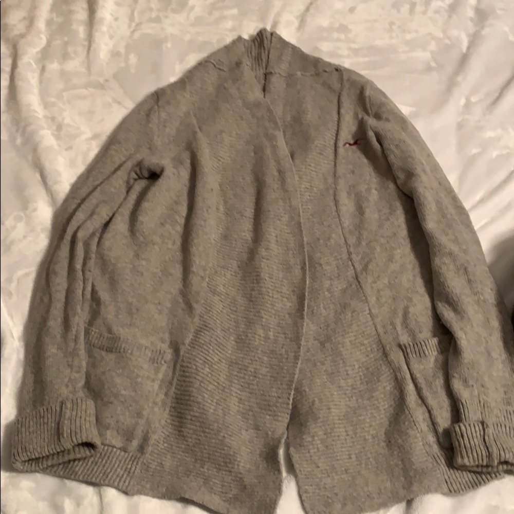 Hollister cardigan